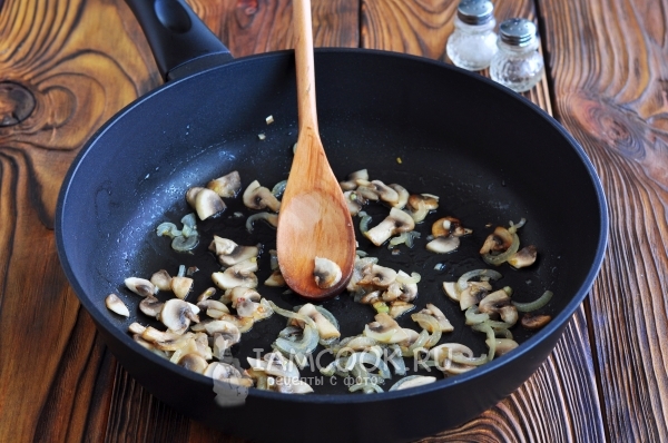 Жарим шампиньоны