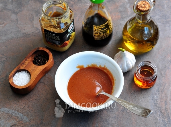 Размешать маринад