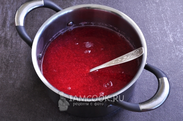 Вернуть ягодное пюре в отвар