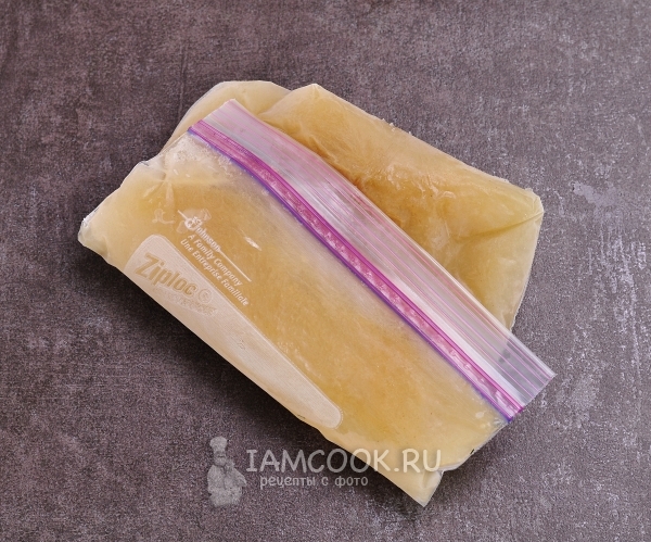 Разморозить куриный бульон