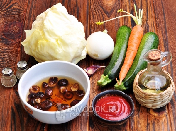 Ингредиенты для овощного рагу из кабачков и капусты