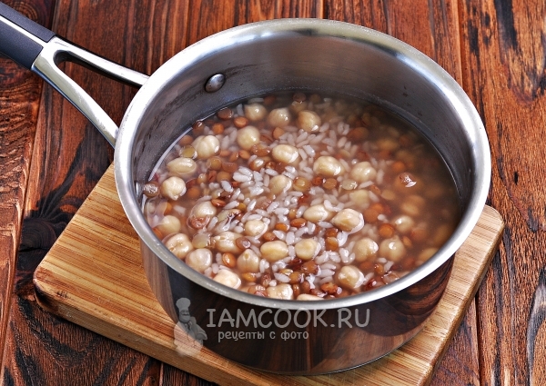 Добавить рис и чечевицу