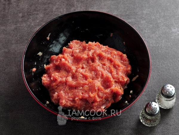 Размешать фарш