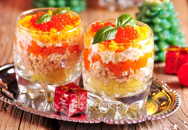 Рецепт новогоднего варианта салата «Мимоза»