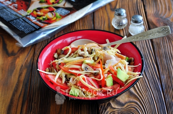 Смешиваем компоненты начинки