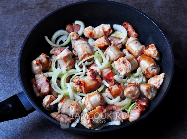 Положить лук