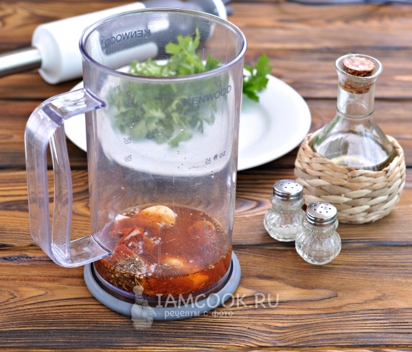 Соединить все ингредиенты в блендере