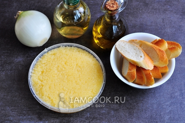 Ингредиенты для бутербродов с икрой мойвы