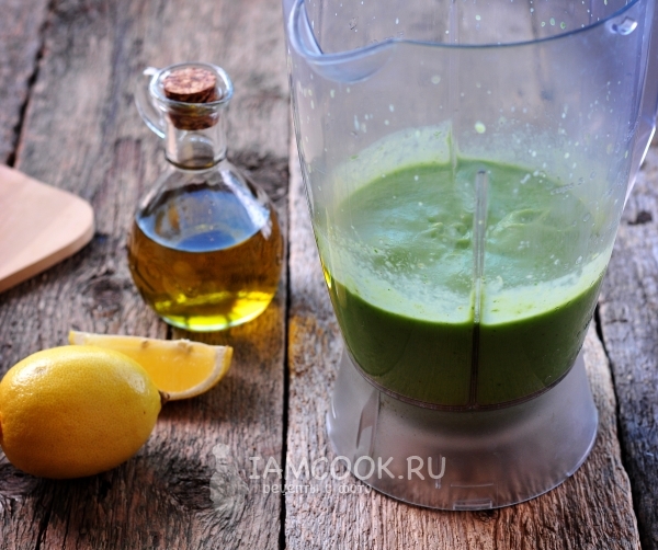 Взбить всю массу в блендере