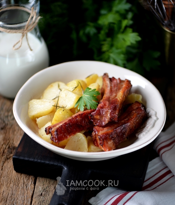 Рецепт грудинки с картошкой в духовке