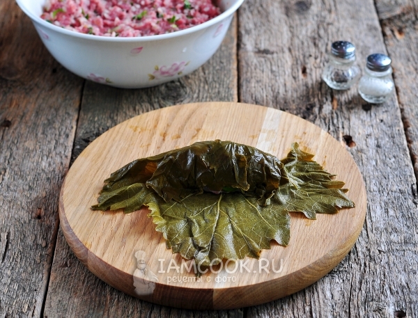 Заворачиваем долму