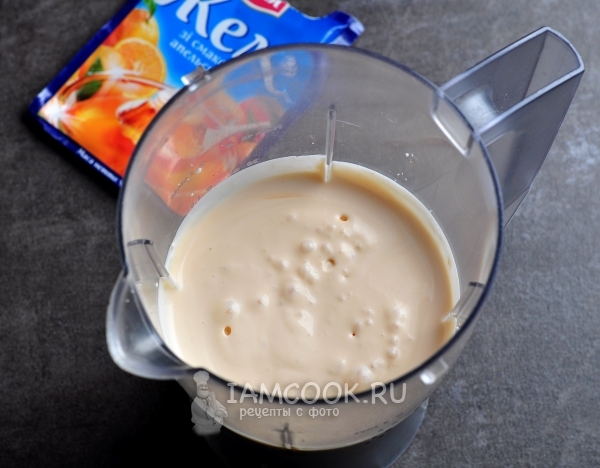 Взбить творожную массу