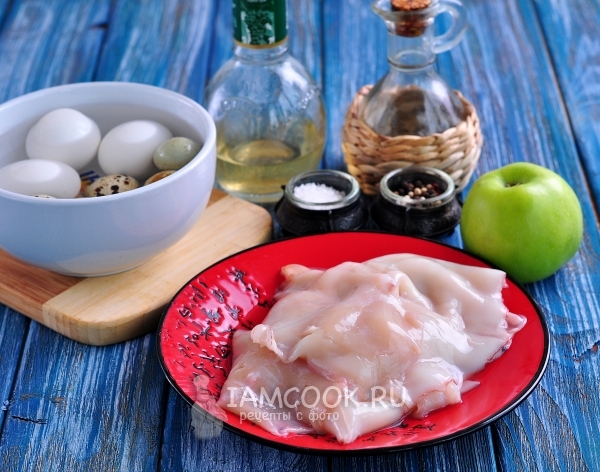 Почистить и помыть кальмаров