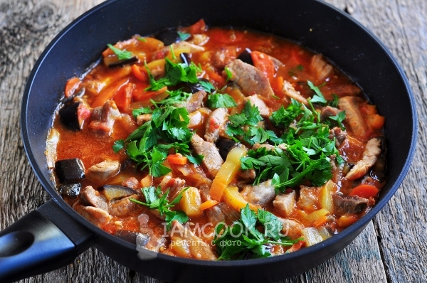 Положить зелень