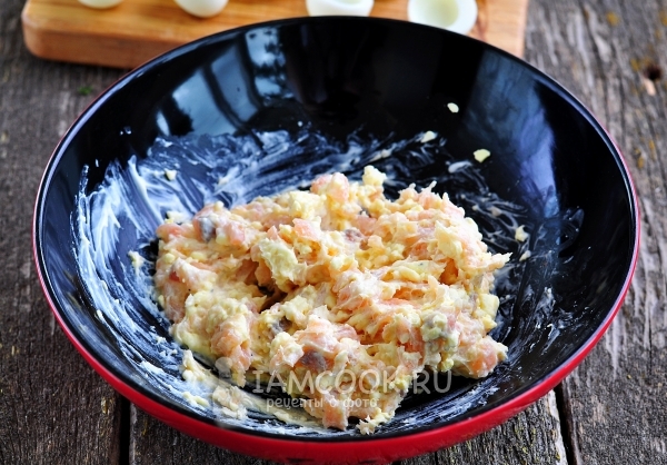 Размешать начинку