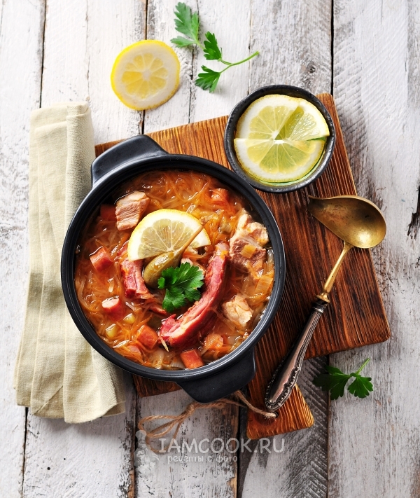 Фото солянки из квашеной (кислой) капусты