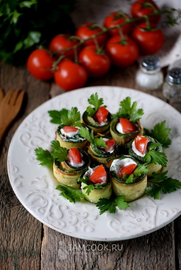 Рецепт жареных кабачков с помидорами и чесноком на сковороде
