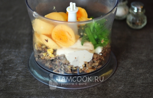 Положить все компоненты в блендер