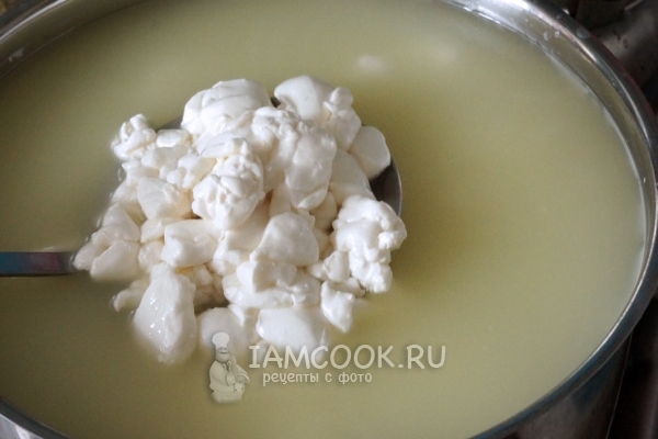 Достать сырную массу