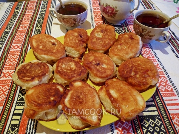 Фото жареных пирожков с абрикосами