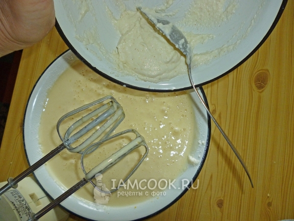 Положить манку с кефиром