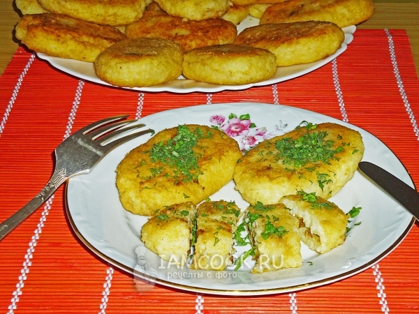 Фото рисовых пирожков с куриной печенью