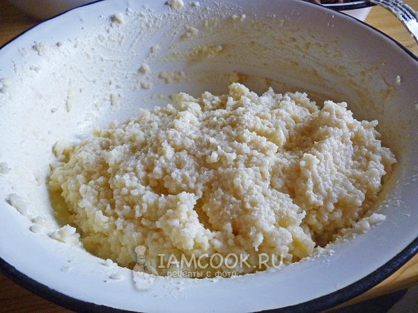 Вымешали кашу с яйцом