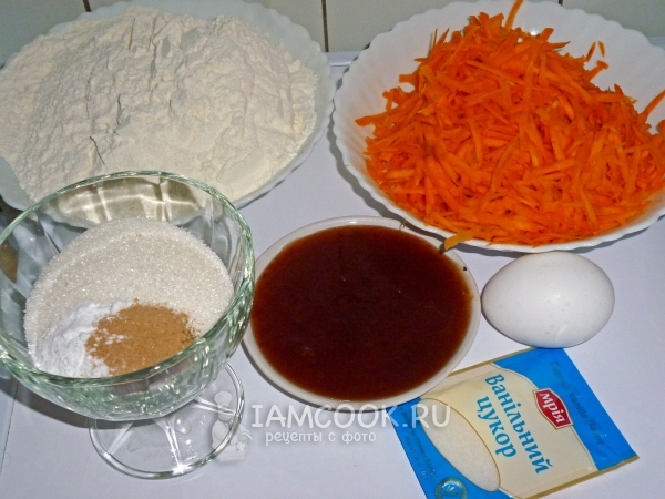 Ингредиенты для пряной морковной коврижки
