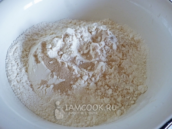 Соединить сухие ингредиенты для теста
