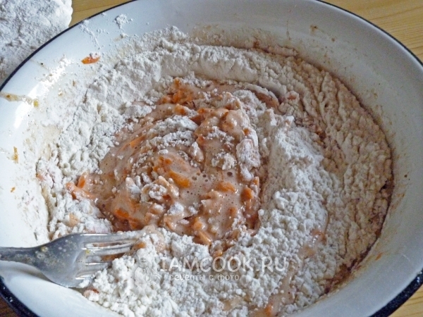 Всыпать муку