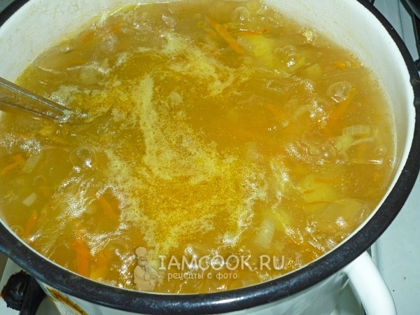 Положить в суп зажарку