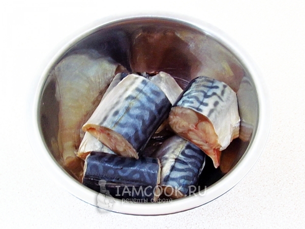 Порезать рыбу