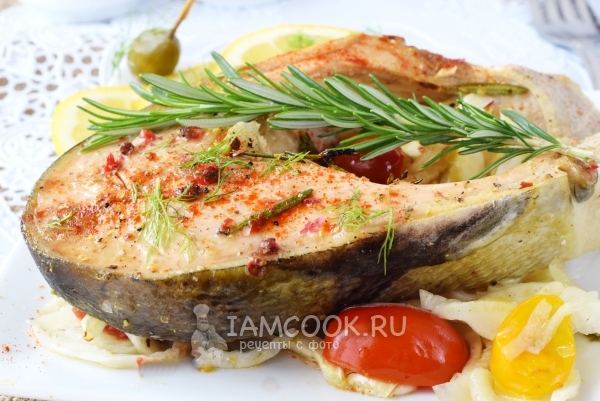 Рецепт стейка лосося, запеченного в фольге в духовке