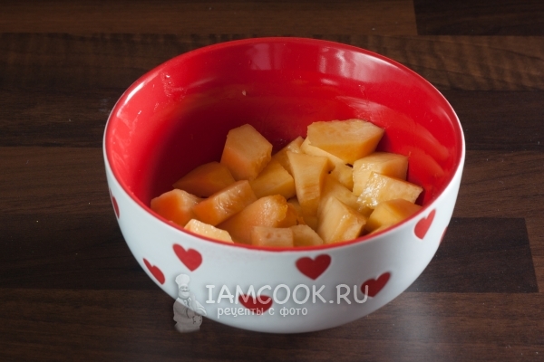 Полить тыкву маслом