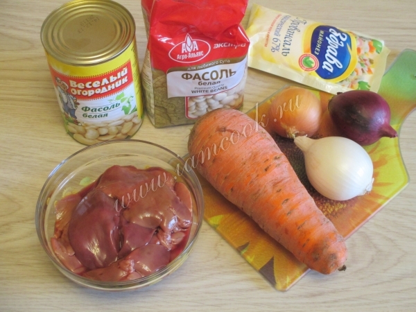 Ингредиенты для печеночного салата с морковью