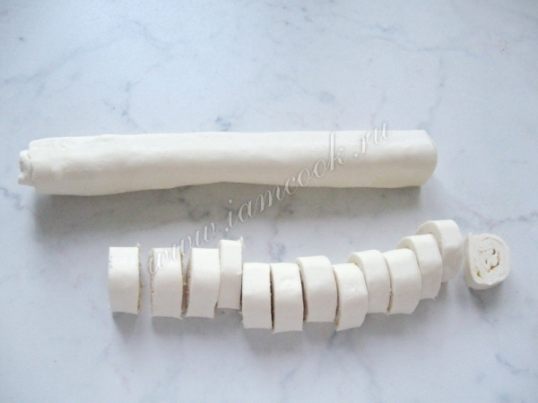 Нарезать колбаску