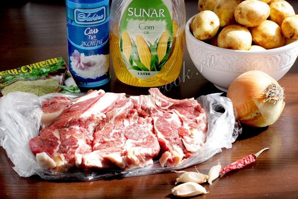 Ингредиенты для бараньих ребрышек с картофелем