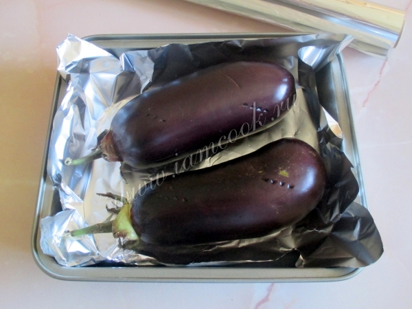 Баклажаны на фольге