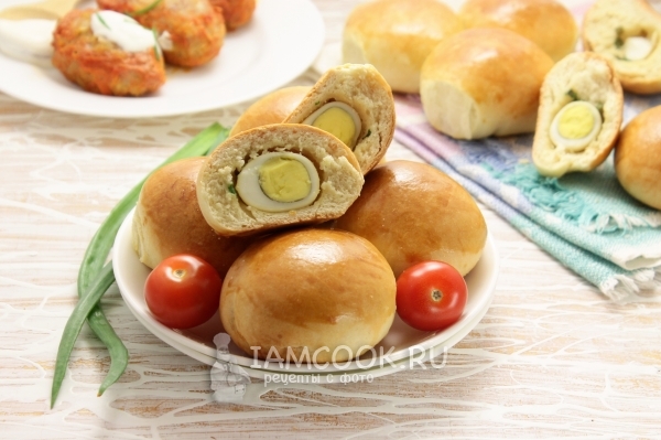 Рецепт  пирожков с перепелиными яйцами