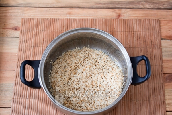 Обжарить рис