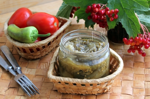 Рецепт запеченных баклажанов в пикантном соусе