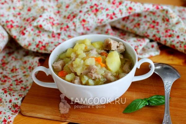 Фото свинины тушеной с картофелем в мультиварке