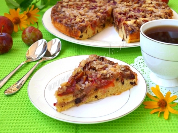 Сливовый пирог с шоколадом