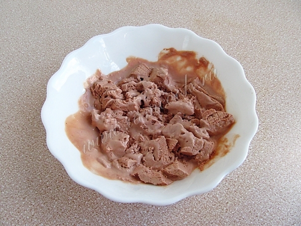 Шоколадное мороженное