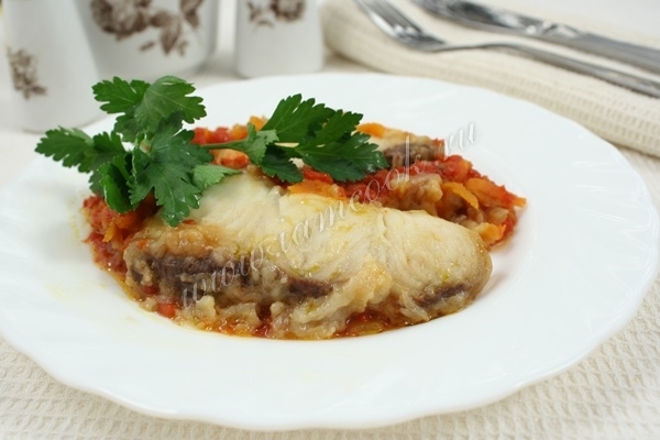 Филе акулы с овощами