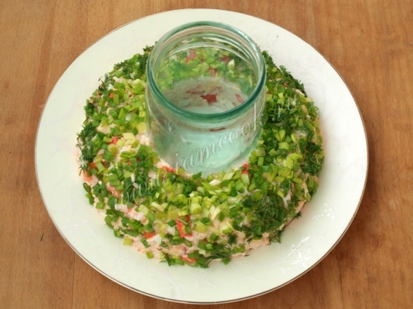 Добавить зеленый лук