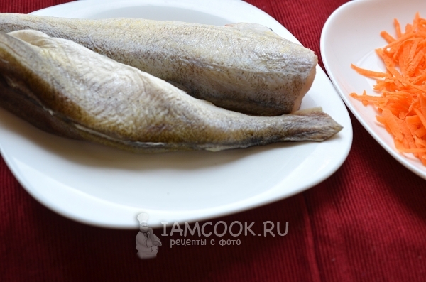 Помыть и почистить рыбу