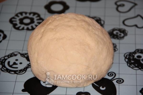 Замесить тесто для пиццы