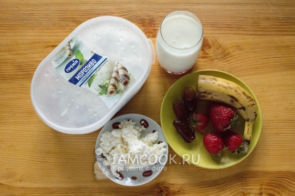 Ингредиенты для фруктового коктейля с мороженым