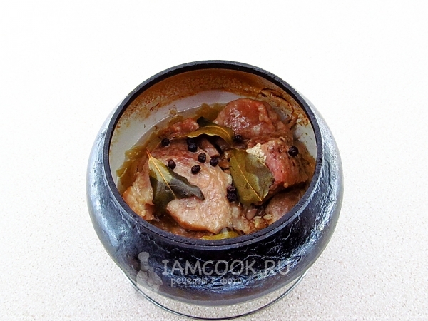 Потушить мясо в духовке